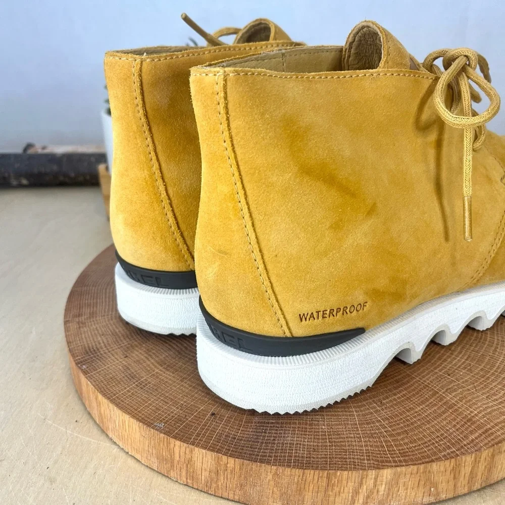 NWT Sorel Men’s Kezar Waterproof Suede Boots Yellow Suede Size 11.5